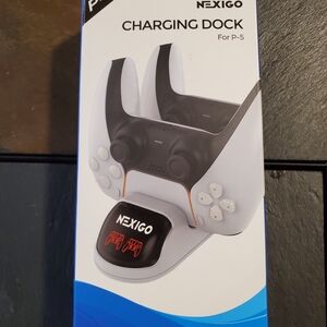 NEXIGO Dual Controller Charging Dock - White and Black